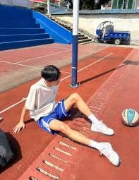 篮球湖人替补球员贡献关键分